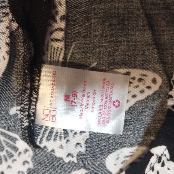 No Boundaries Black and White Butterfly Camisole - Picture 3 of 3